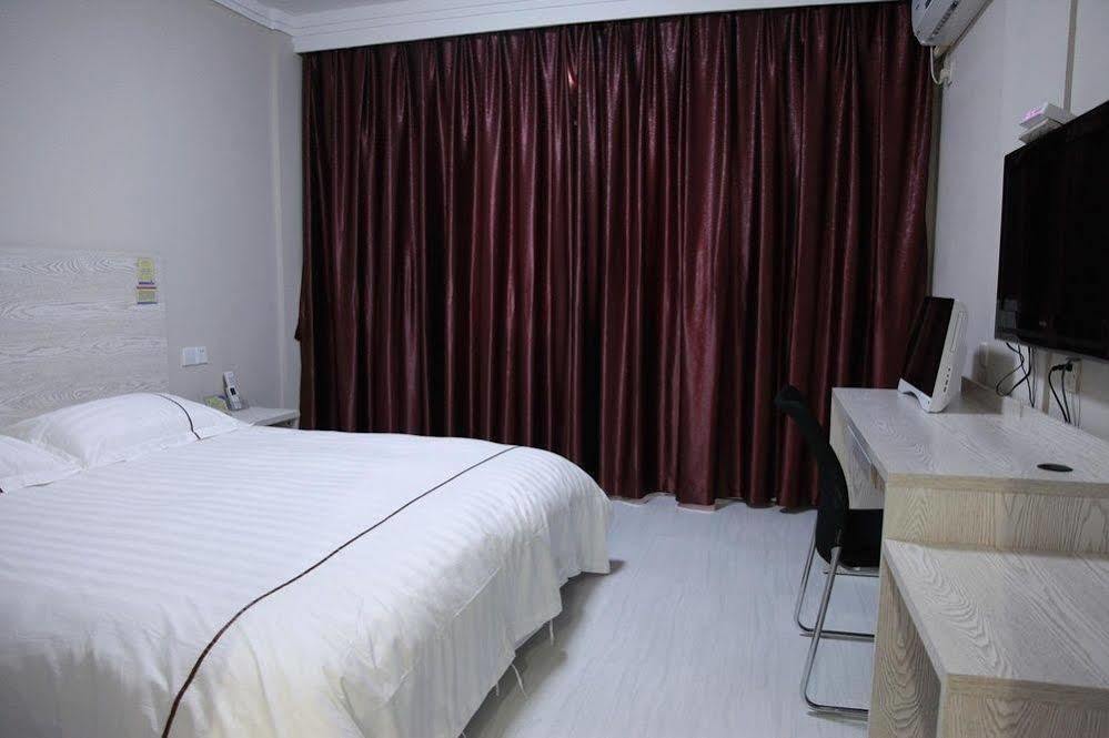 Nanxun Huzhou Youyou Holiday Hotel المظهر الخارجي الصورة